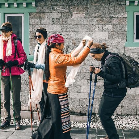 เยติเมาเท่นโฮม นามเช Hotel Namche ภายนอก รูปภาพ