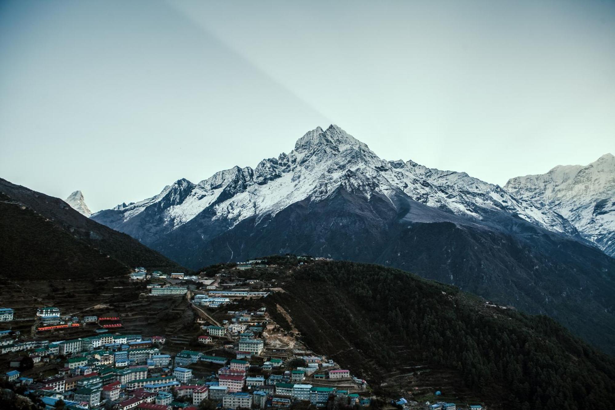 เยติเมาเท่นโฮม นามเช Hotel Namche ภายนอก รูปภาพ