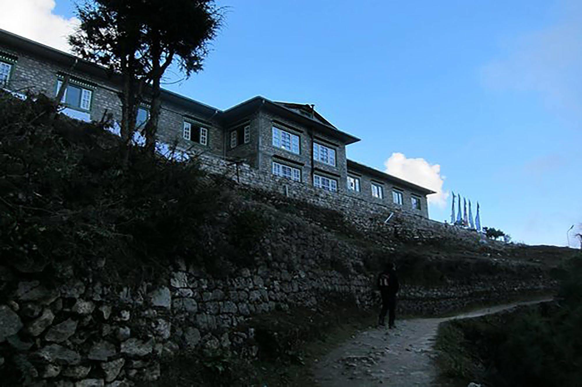 เยติเมาเท่นโฮม นามเช Hotel Namche ภายนอก รูปภาพ
