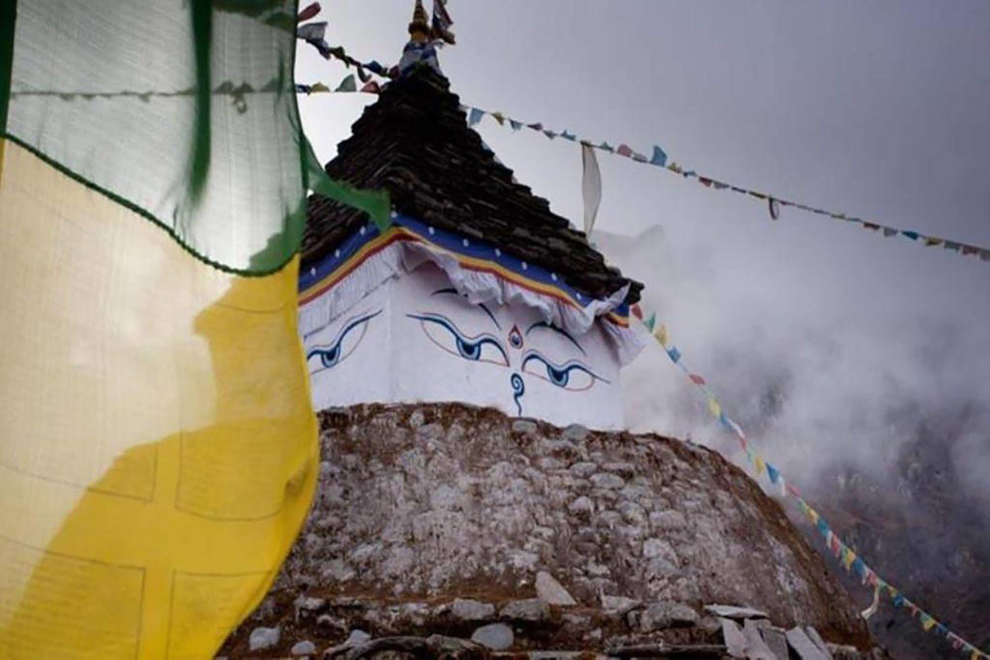 เยติเมาเท่นโฮม นามเช Hotel Namche ภายนอก รูปภาพ